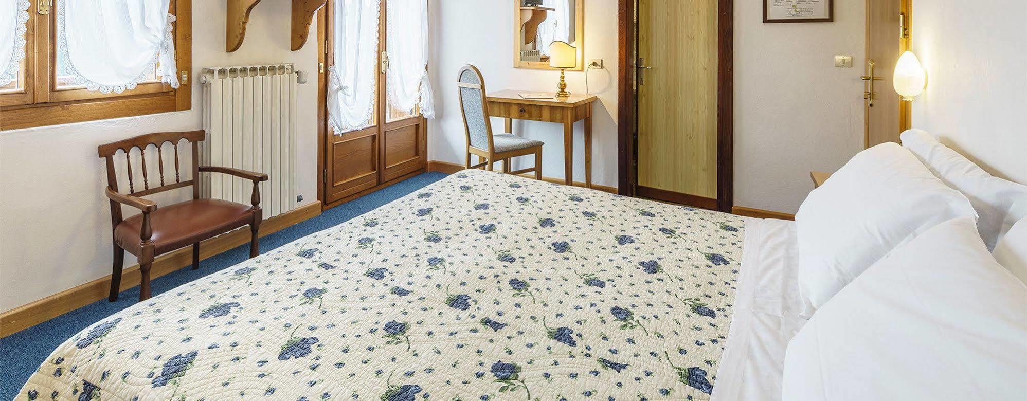 סאן ויטו די קדורה Hotel Roma מראה חיצוני תמונה